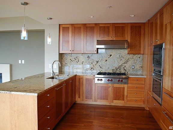 5th image of 10700 NE 4th St Unit 2816