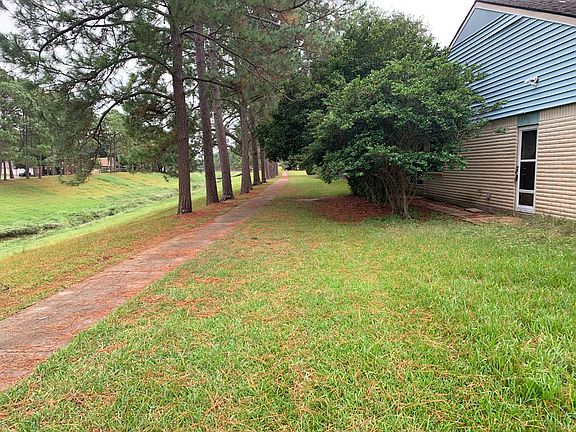 2nd image of 16026 Brookford Dr