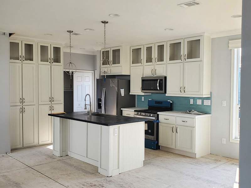 2nd image of 3300 E Broadway Rd #184
