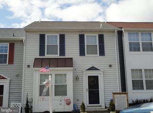908 Gaming Sq, Hampstead, MD 21074