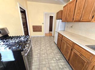 24-31 41st St APT 2, Astoria, NY 11103