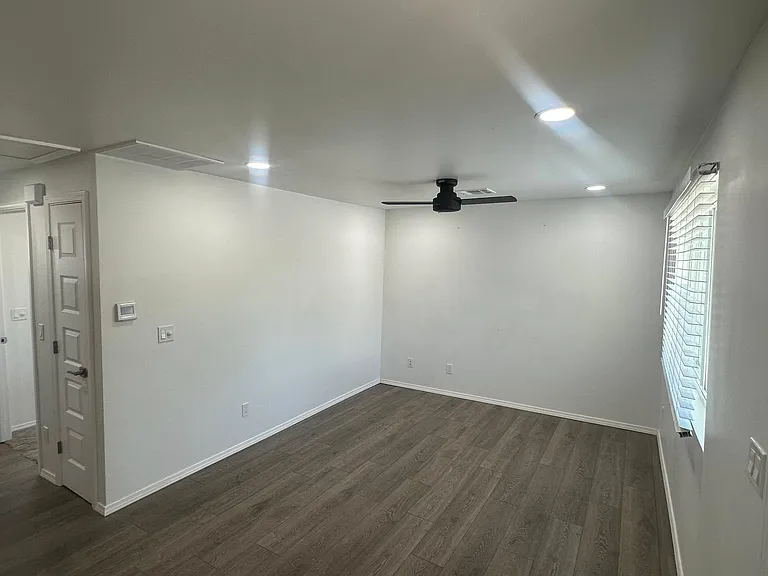 306 W Gila St — Photo 3