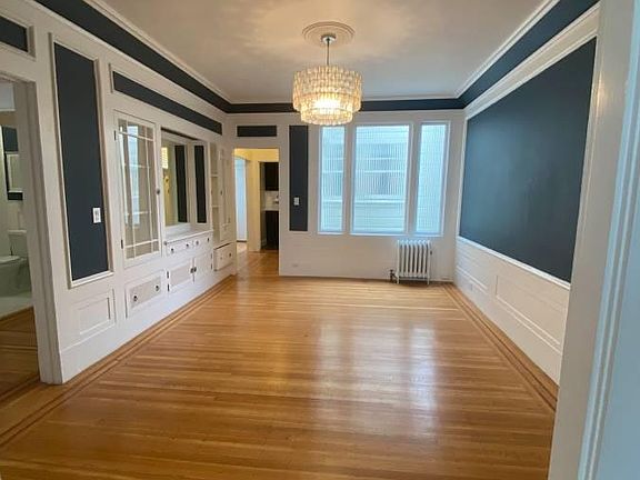 2nd image of 1875 California St #6