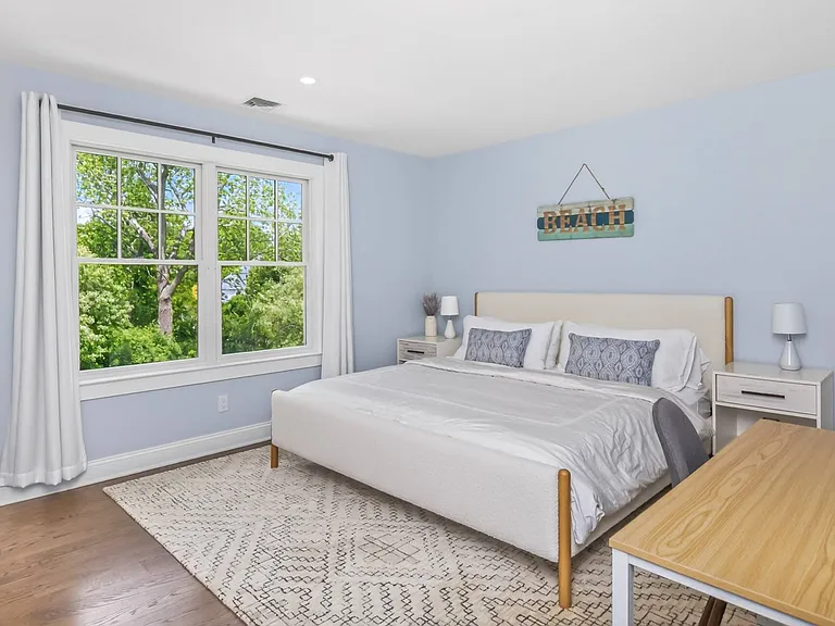 112 Montauk Hwy — Photo 19