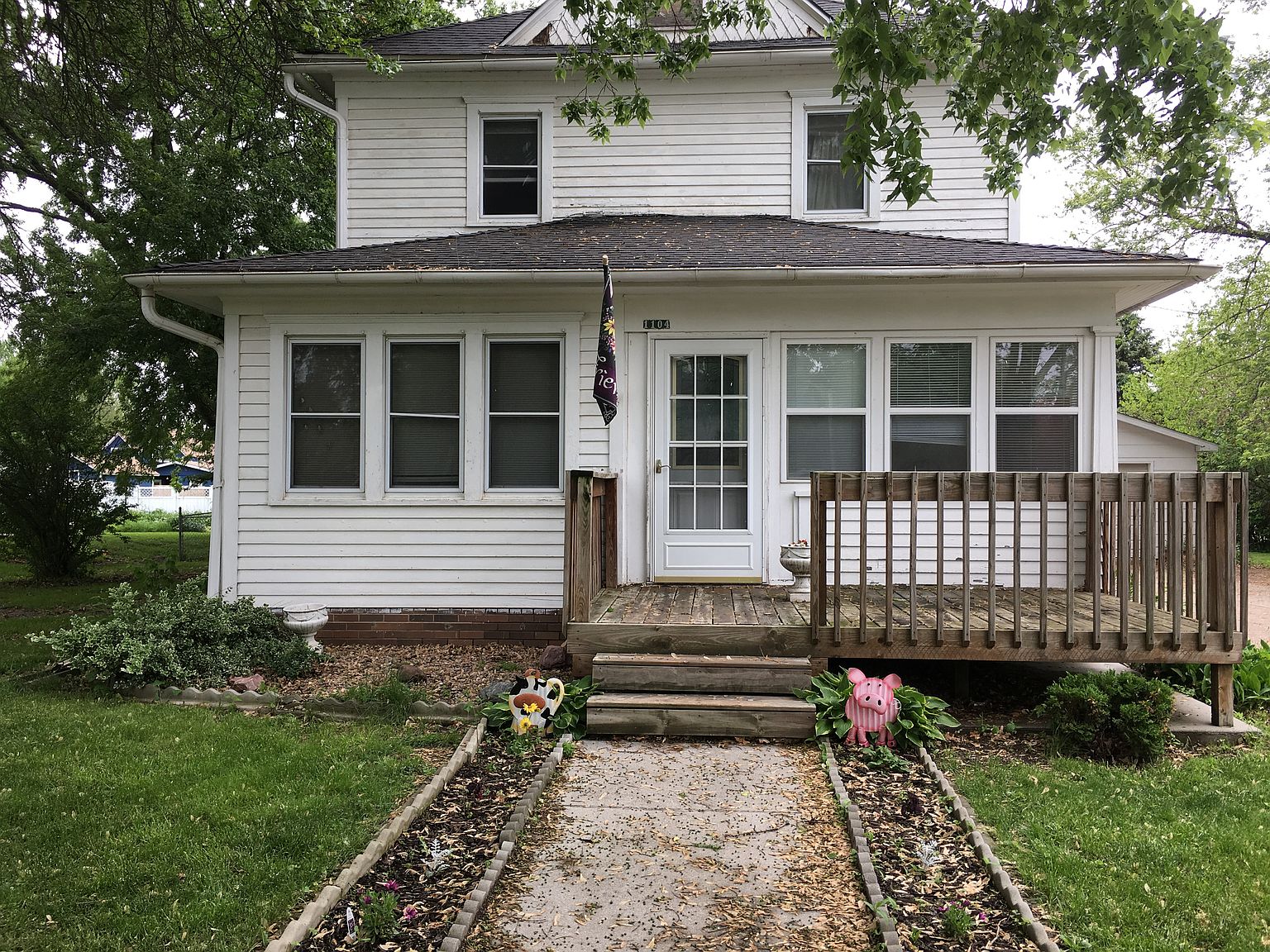 1104 M St, Tekamah, NE 68061 Zillow