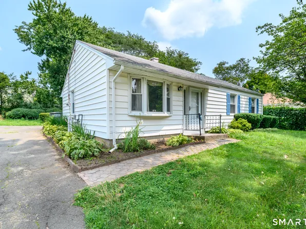 472 Anton Street, Bridgeport, CT 06606