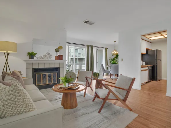 2709 Oak Rd APT H, Walnut Creek, CA 94597