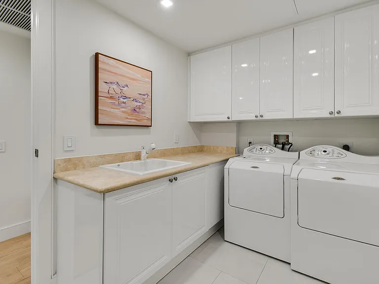 2700 N Ocean Dr #2003B — Photo 24