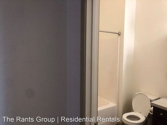 5th image of 406 Legion Way SE Unit 305