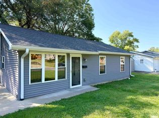 1024 S 16th St, Quincy, IL 62301