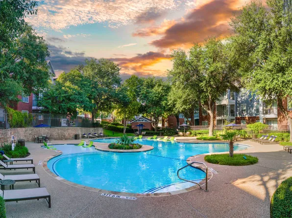 MAA Grand Courtyards