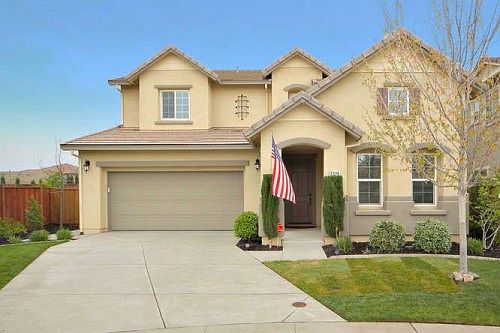 1st image of 2324 Eastwood Dr