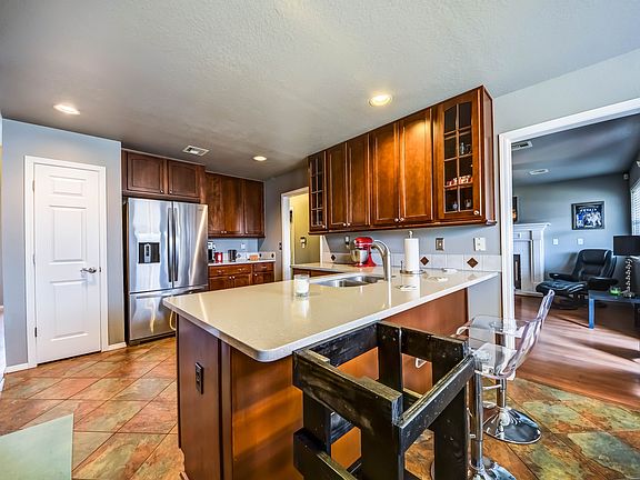 5th image of 4604 S 195 East Ave