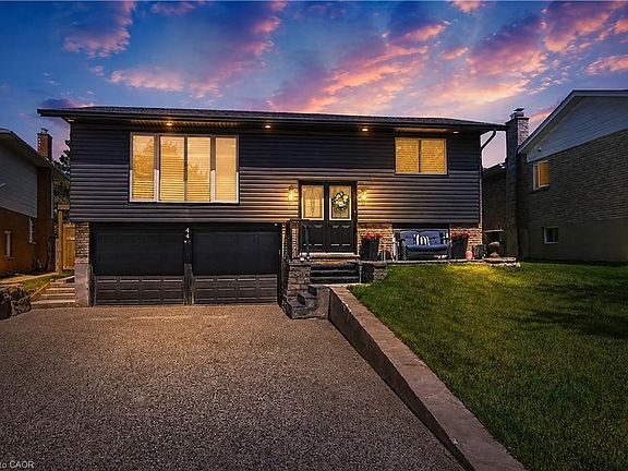 2nd image of 44 Oakhurst Cres