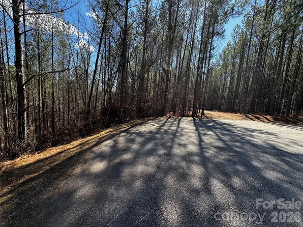 5 Geebees Way, Mill Spring, NC 28756