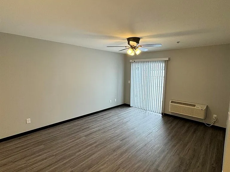 7758 Adrina Dr — Photo 9