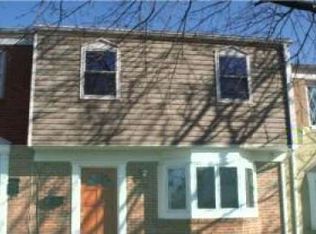 217 Nottoway St SE, Leesburg, VA 20175