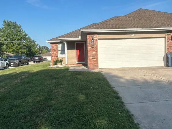 504 S Robert St #502, Nixa, MO 65714