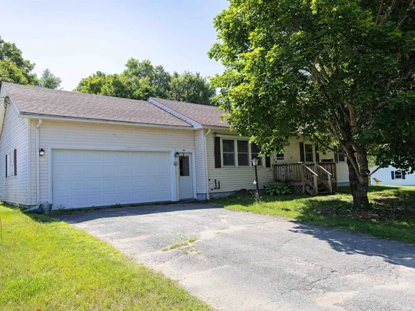 269 Lyndon Heights Drive, Lyndon, VT 05851