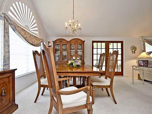 5th image of 2120 Seminole Shores Ln