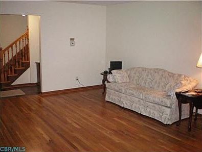 4th image of 5661 Sandalwood Blvd