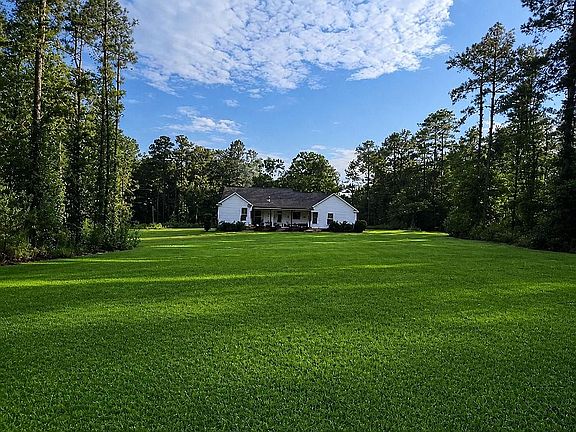 2nd image of 403 Lake Tide Dr