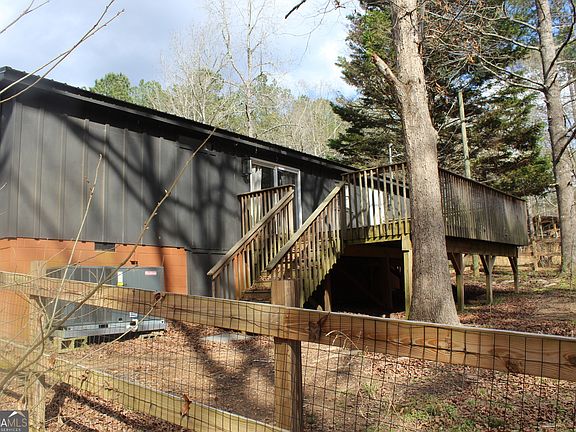 3rd image of 163 Sanders Rd