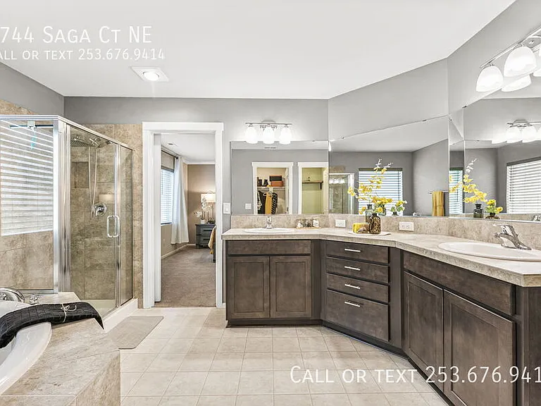 2744 Saga Ct NE — Photo 30