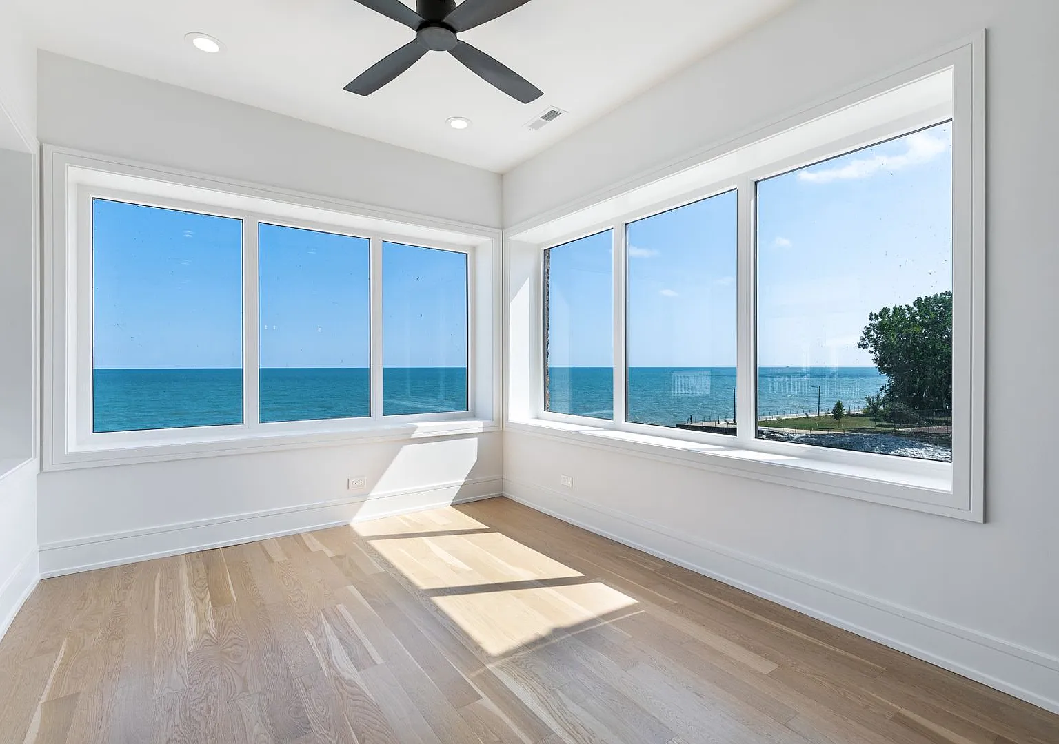 Experience Luxe Living on the Lake — Photo 4