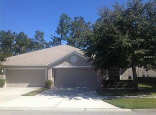 5640 Autumn Shire Dr, Zephyrhills, FL 33541