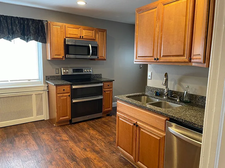 7837 Wendover Ave #1 — Photo 8