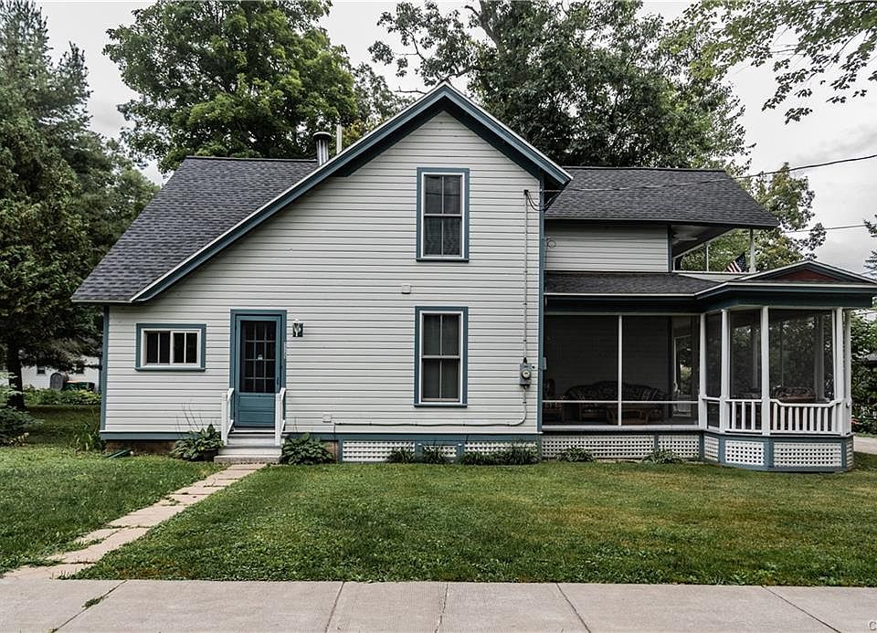 17123 Oak St, Thousand Island Park, NY 13692 Zillow