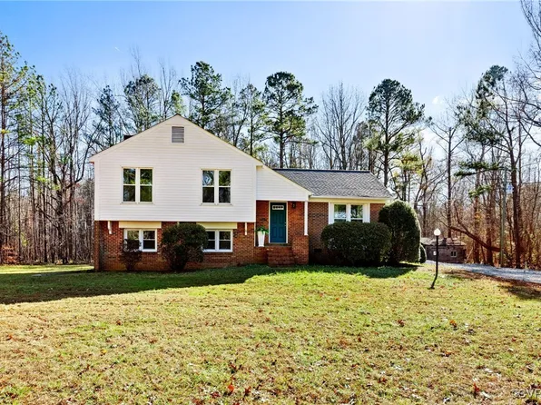 339 Doswell Rd, Blackstone, VA 23824