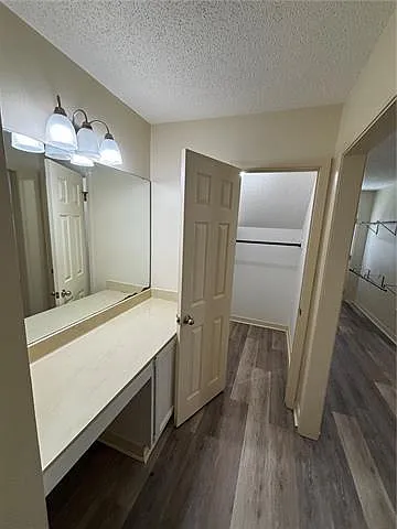184 Crislaur Ave #E — Photo 11