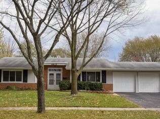 6605 Woodridge Dr, Woodridge, IL 60517