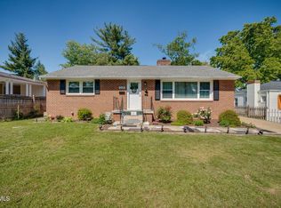 2229 Cypress St, Kingsport, TN 37664