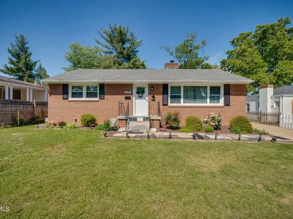 2229 Cypress St, Kingsport, TN 37664