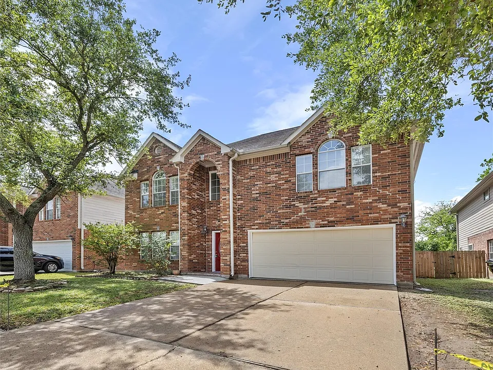 2106 Hawks Rd