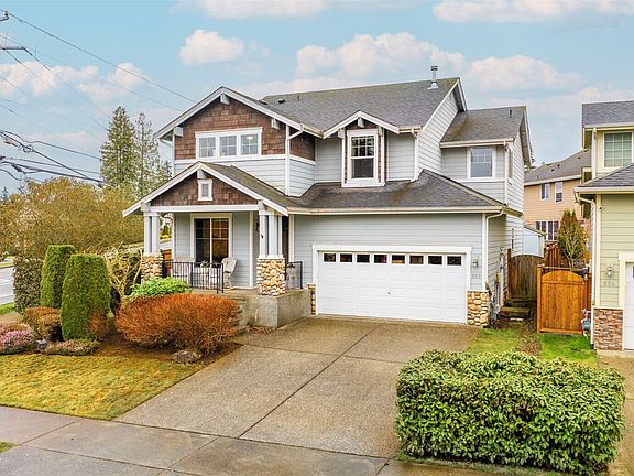 2nd image of 800 201st Street SW