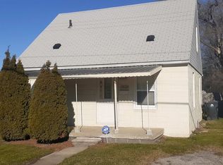 17823 E Ten Mile Rd, Roseville, MI 48066