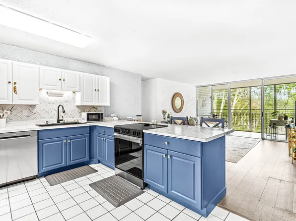 95-227 Waikalani Dr APT A1106, Mililani, HI 96789