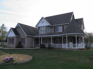 1217 Wilderness Ct, Essexville, MI