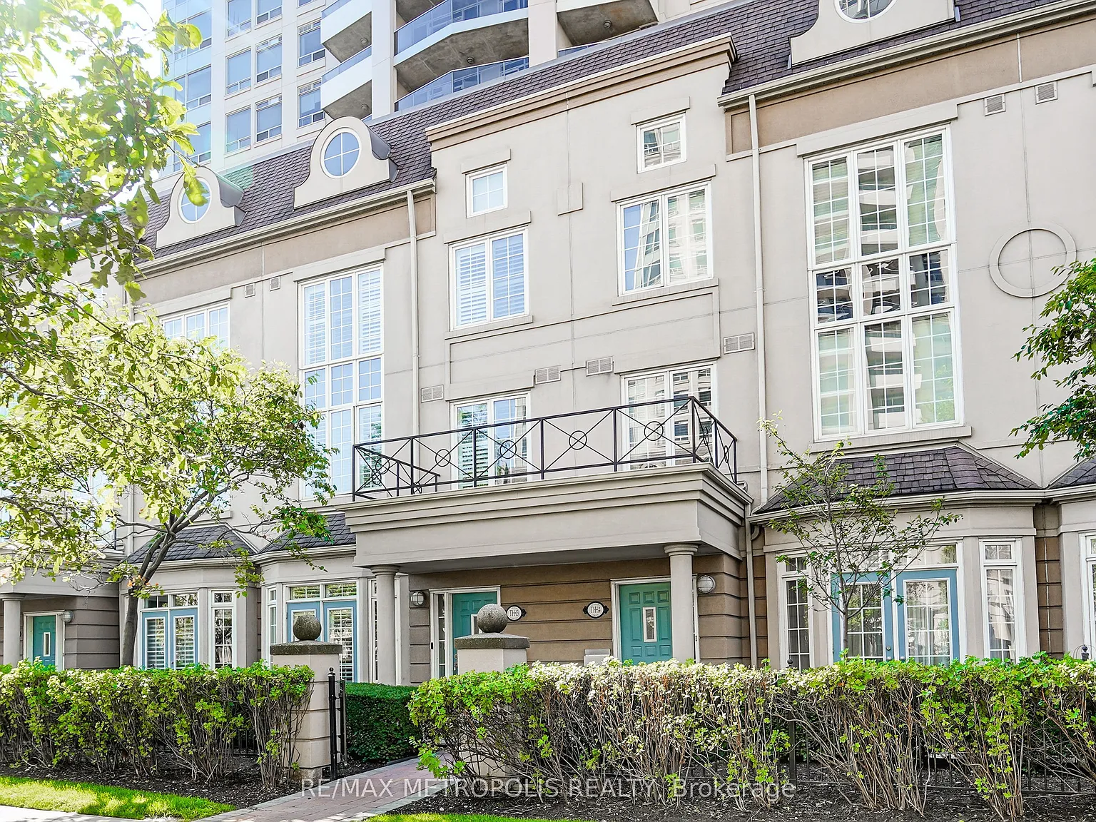 3 bed, $4,500 — Photo 1