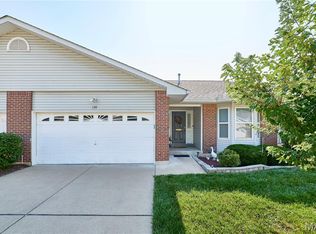 130 Southern Oaks Dr #48B, Saint Charles, MO 63303