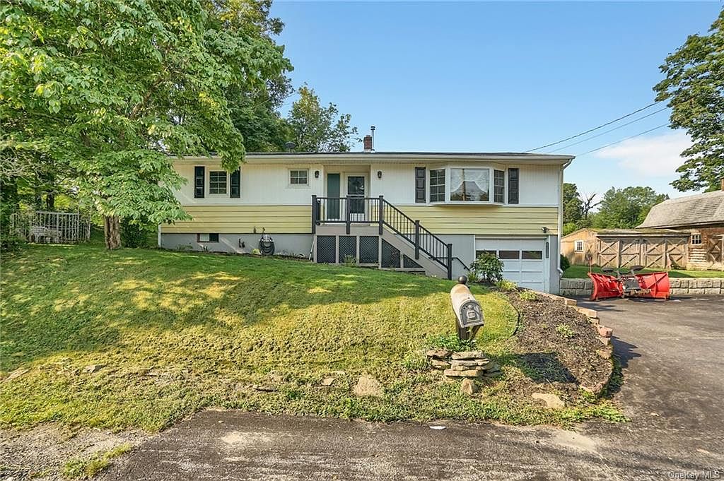 33 Berry Lane, Circleville, NY 10919 Zillow