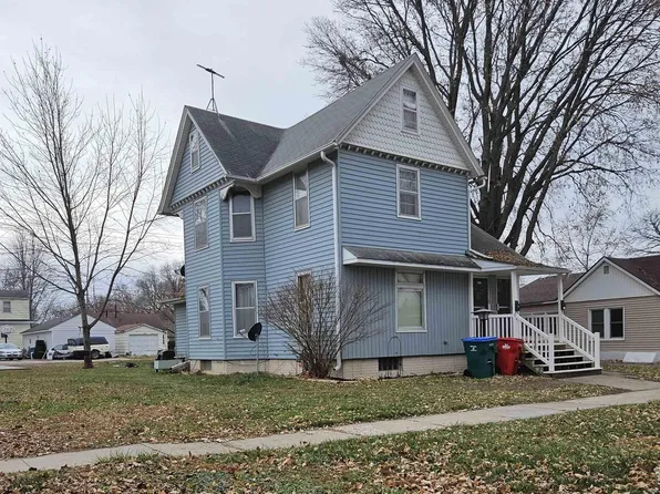 1104 1st St, Webster City, IA 50595