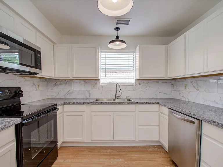 3514 Quail Meadow Dr — Photo 17