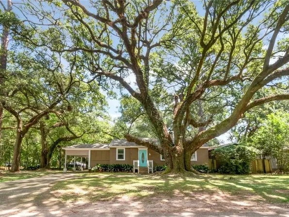 304 Border Dr E, Mobile, AL 36608