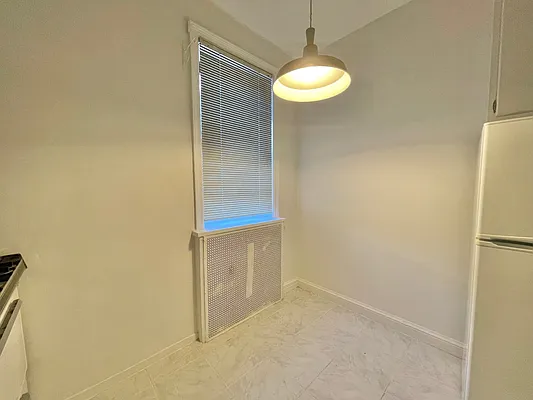 Rented by Contact Realty | media 38