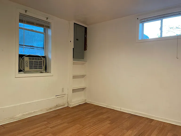 9328 Lynmont Dr — Photo 15